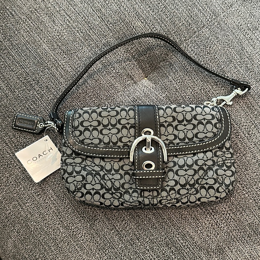 NWT Coach wristlet